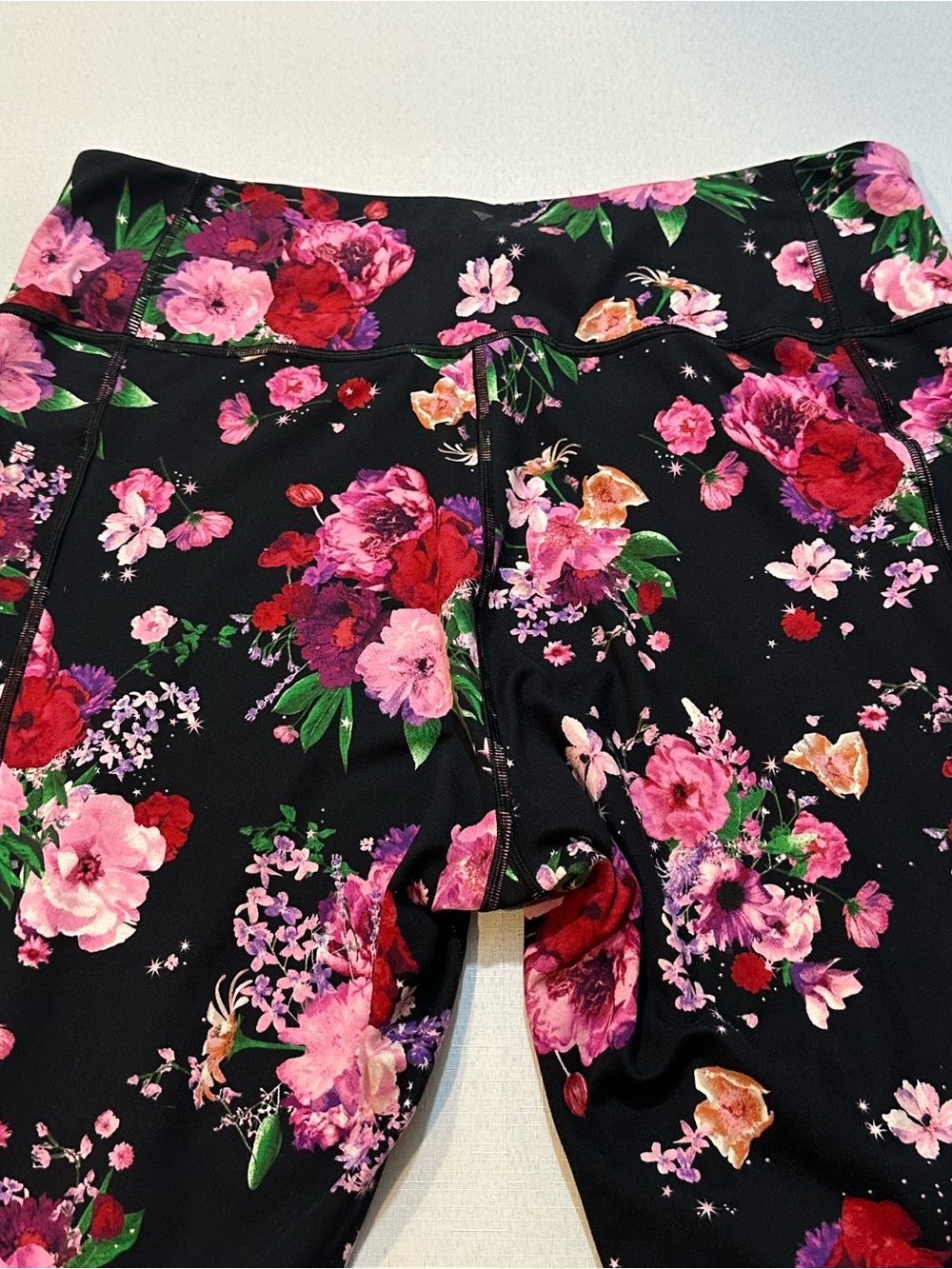 VS On Point Flow Floral Crop Leggings XL - Picture 13 of 15